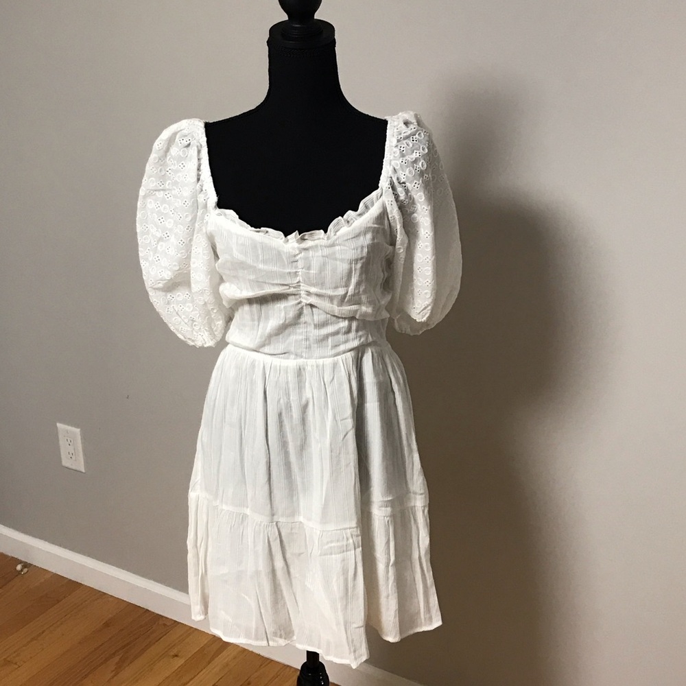 Heartloom White Lace Puff Sleeve Mini Dress